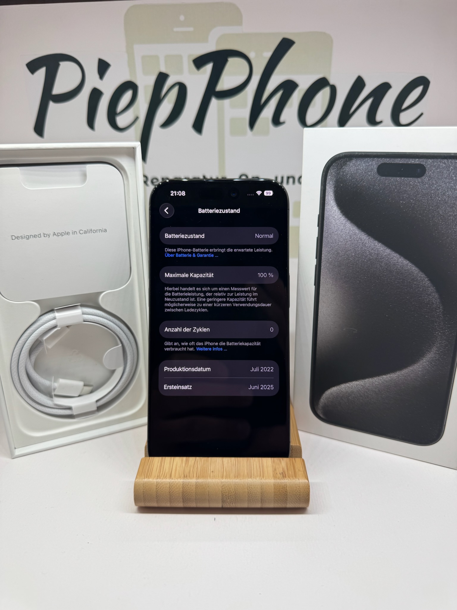 Apple IPhone 15 Pro mit 128 GB in titan black Akku NEU – Bild 3
