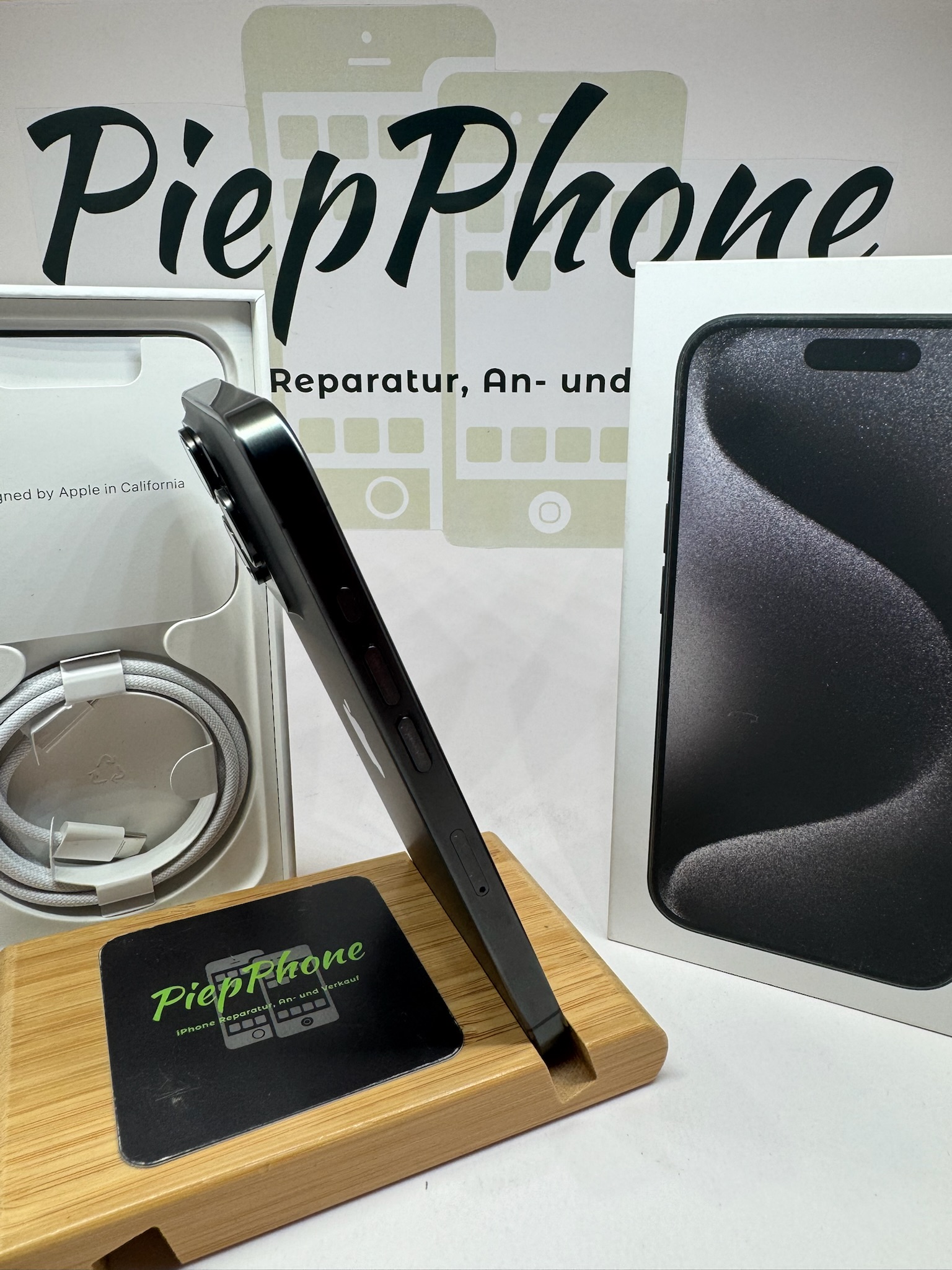 Apple IPhone 15 Pro mit 128 GB in titan black Akku NEU – Bild 7