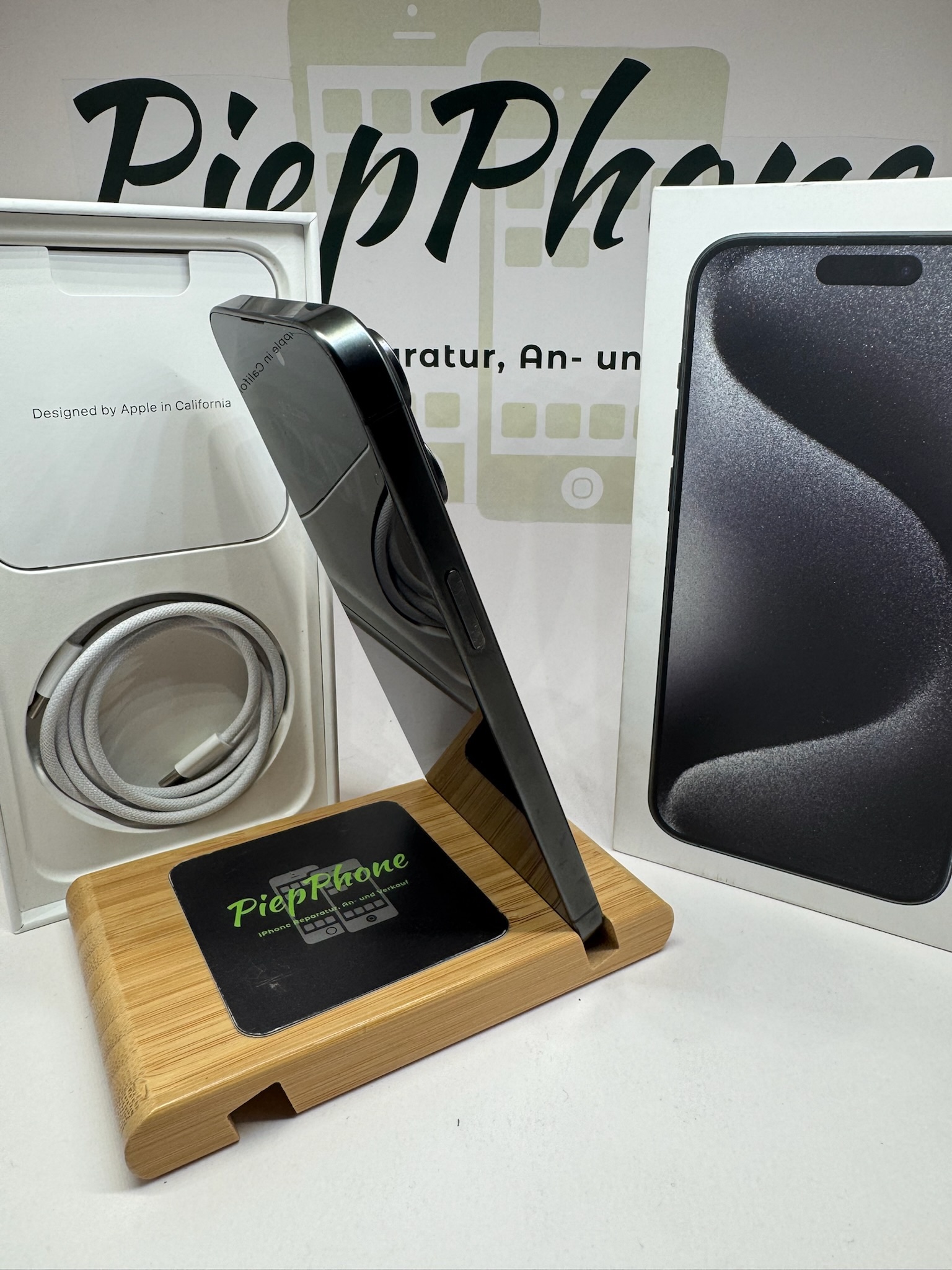 Apple IPhone 15 Pro Max mit 512GB titan black 1A ZUSTAND Akku 100% – Bild 10