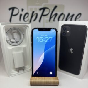 Apple iPhone 11 mit 64 GB in schwarz AKKU NEU
